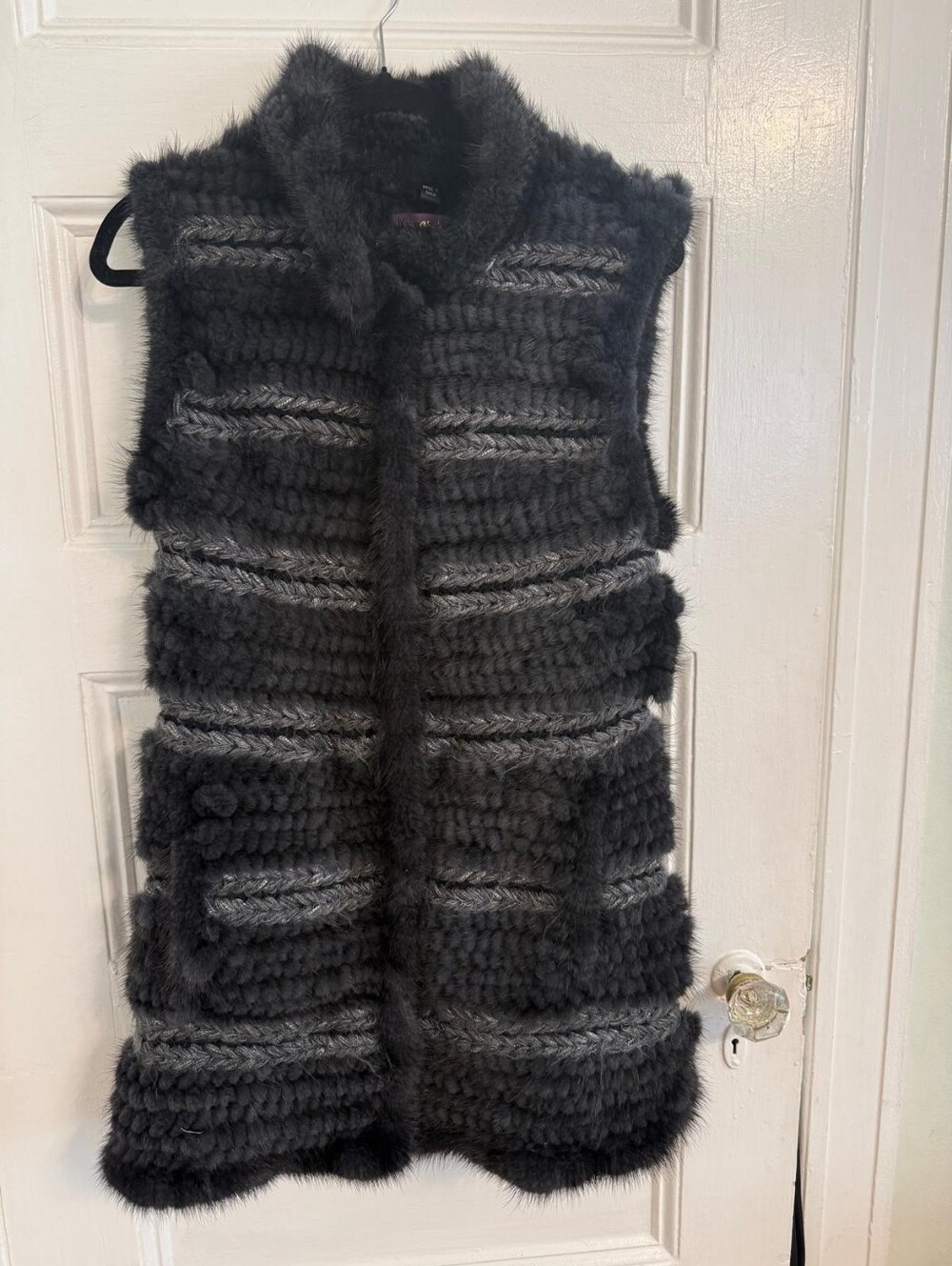Women’s Mink Fur Knit Vest - Black and Gray Glamourpuss